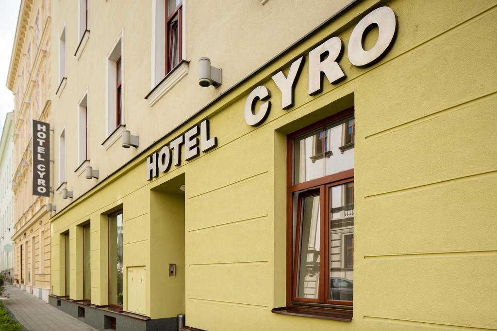 Hotel Cyro Brno Esterno foto